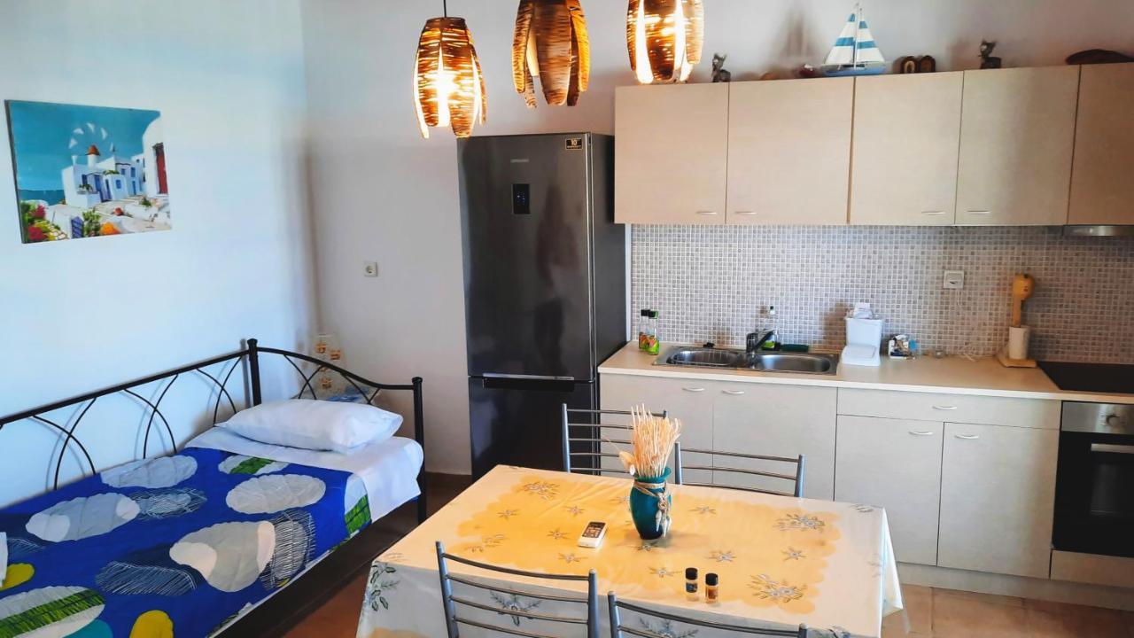 Seaside Residence Kiki Prassa,Kímolos Eksteriør billede
